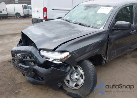2018 Toyota Tacoma Sr z USA, uszkodzony, nr VIN 5TFSX5ENXJX063282